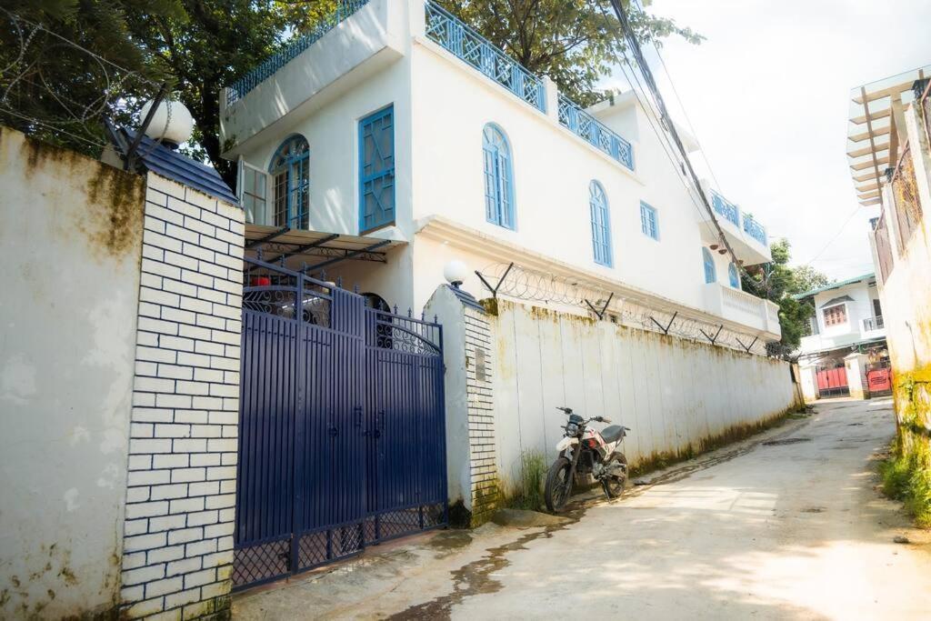 Blue Door Villa By Homeyhuts Rājpur Eksteriør bilde